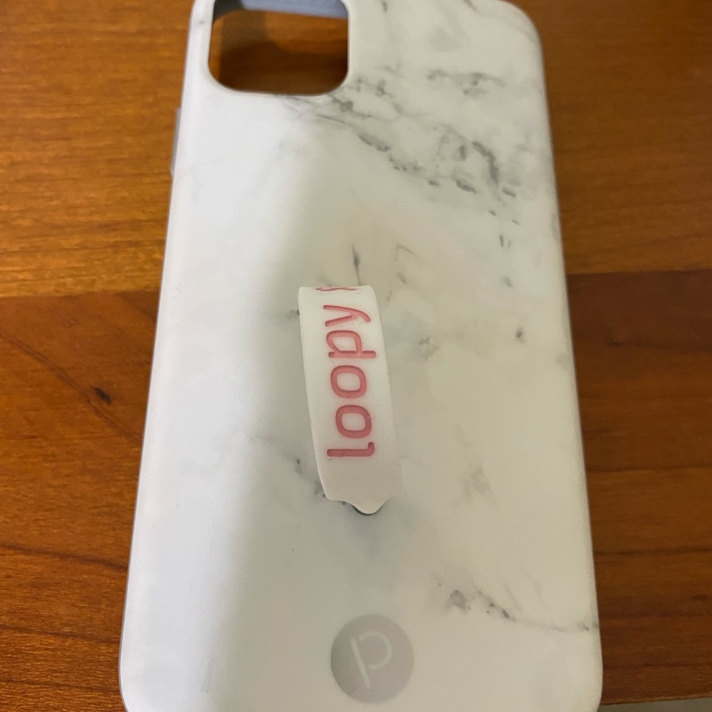 Loopy case 11 pro max perfect condition